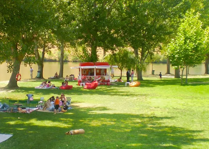 Rural De مزرعة للإقامة Vales (Braganca)